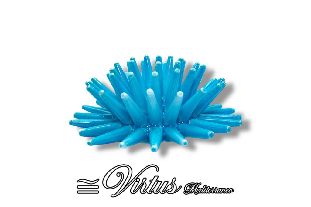 Virtus Mediterraneo: Riccio Piccolo Blu, Ceramica d’Arte Preziosa