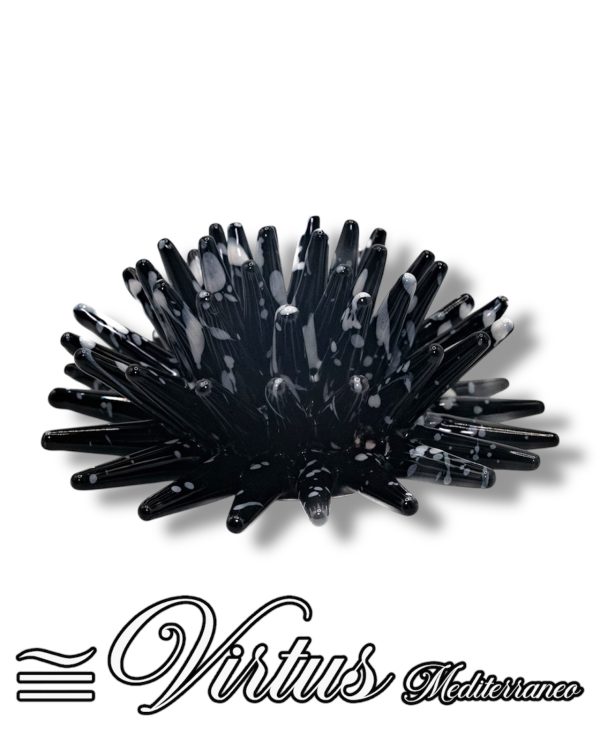 Virtus Mediterraneo: Riccio Piccolo Nero in Ceramica Artigianale