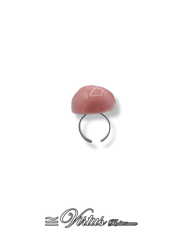 Anello Virtus Mediterraneo in Ceramica Rosa: Eleganza Artigianale