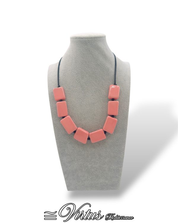 Collana Rettangoli Rosa Virtus Mediterraneo: Ceramica e Design