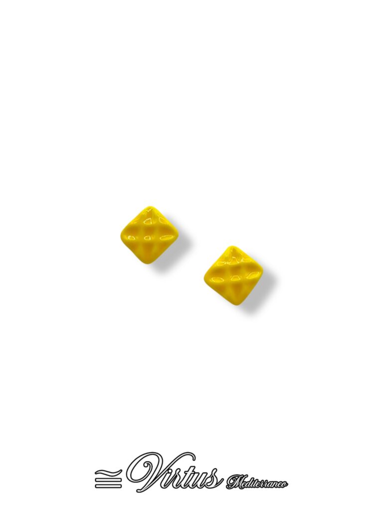 Orecchini Quadrati Giallo Virtus Mediterraneo: Ceramica d’Arte