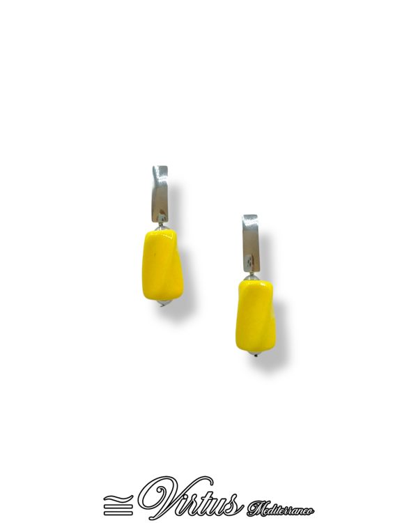 Orecchini Pendenti a Torciglioni Giallo Virtus Mediterraneo: Eleganza Artigianale
