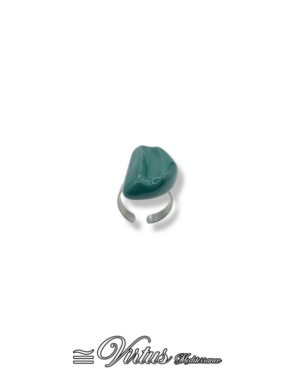Anello Virtus Mediterraneo: Ceramica Verde Artigianale e Acciaio Anallergico
