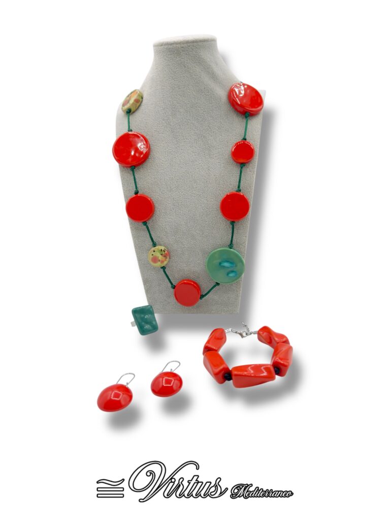 Virtus Mediterraneo: Parure Cerchi Multicolor, Eleganza Artigianale