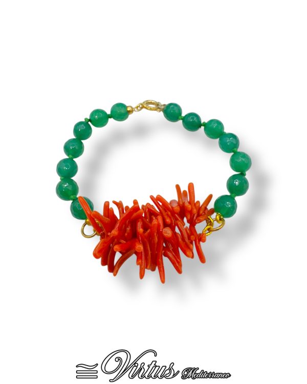 Bracciale Virtus Mediterraneo Corallo Sciacca e Giada Verde: Eleganza Artigianale