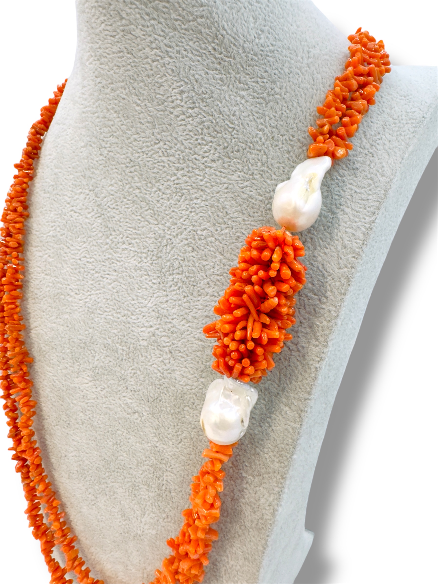 Collana artigianale corallo Sciacca con tessitura e perle barocche - immagine 2