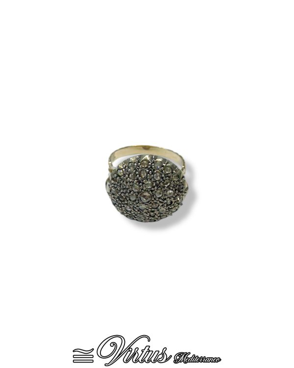 Anello Toppa Siciliana Virtus Mediterraneo: Oro e Diamanti Preziosi