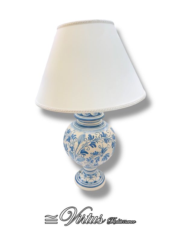 Lampada Grande Multicolore Artigianale Virtus Mediterraneo: Gioiello di Luce