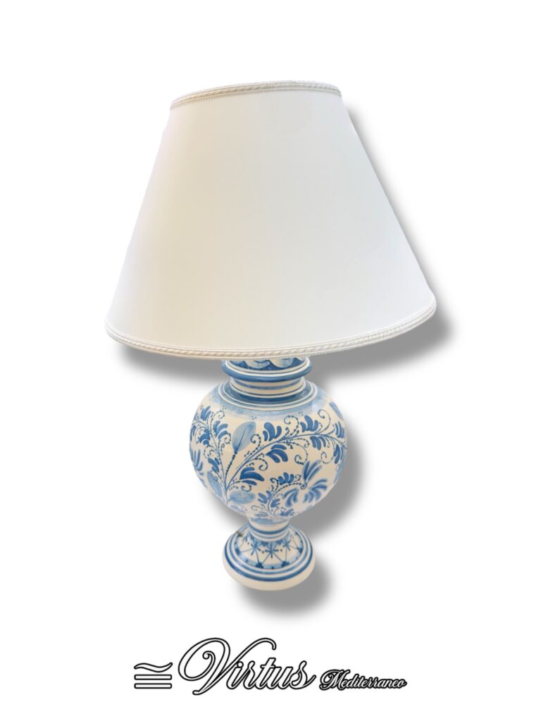 Lampada Grande Multicolore Artigianale Virtus Mediterraneo: Gioiello di Luce