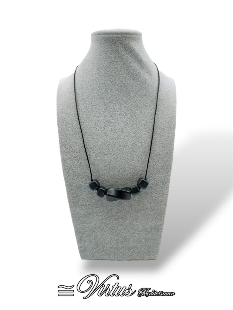 Collana Uomo Virtus Mediterraneo: Torciglioni Neri in Ceramica e Acciaio