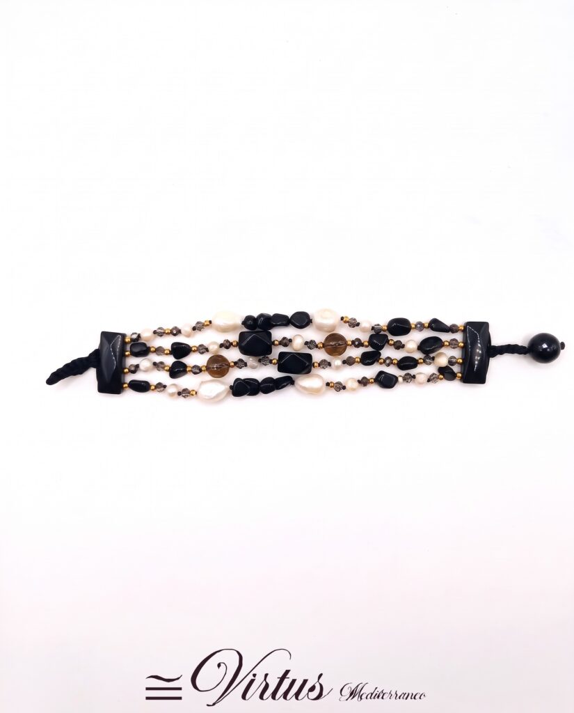 Bracciale artigianale a 4 fili di onice, perle e quarzo fumé